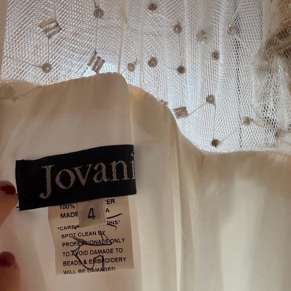 Dress - Picture 9 of 9